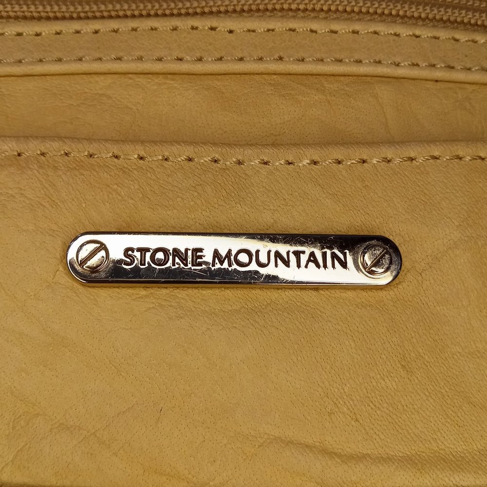 Stone Mountain Cross Body Bag - Picture 7 of 10